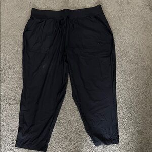 Women 1X  Dri-Fit Nike Black Track Pants